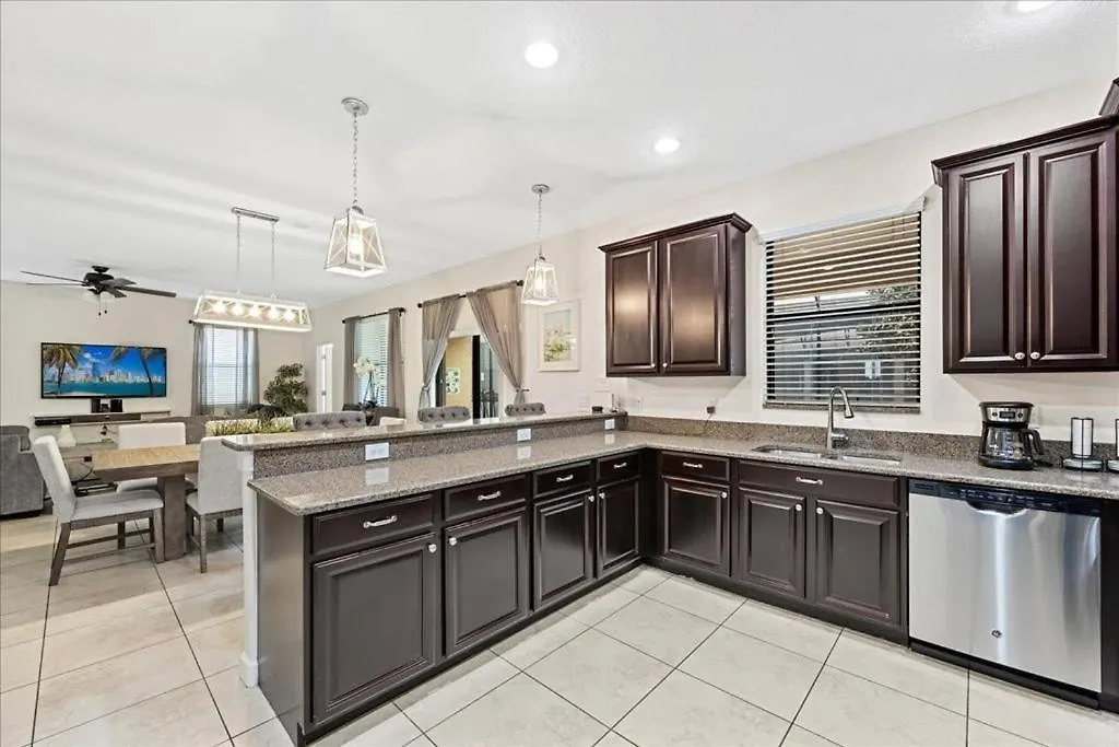 Holiday home 6 Beautiful Bedrooms 6 Baths Pool & Spa Home Davenport United States