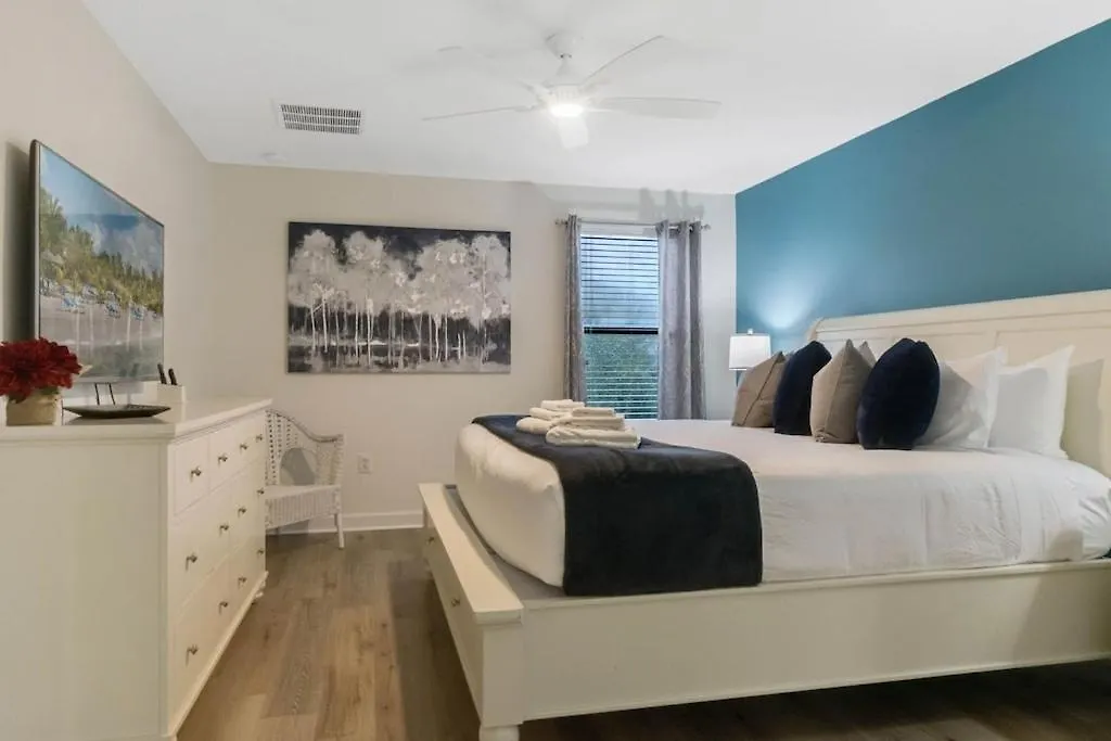 6 Beautiful Bedrooms 6 Baths Pool & Spa Home Davenport 0*,